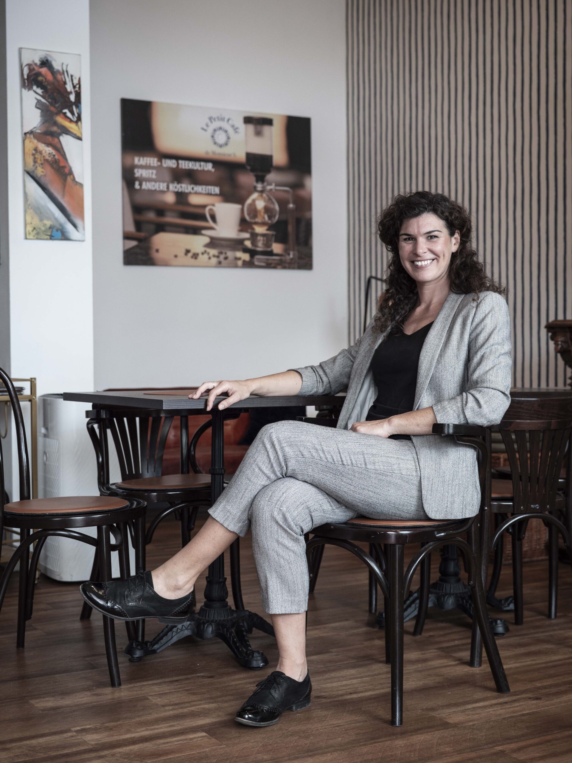 Charlotte Arweiler Hotelexpertin für Pre openings für Hotels, Serviced Apartments und Ferienwohnungen und Business Operations für KMU und Selbstständige